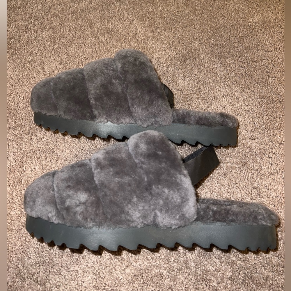 🩵🩵UGG slippers🩵🩵